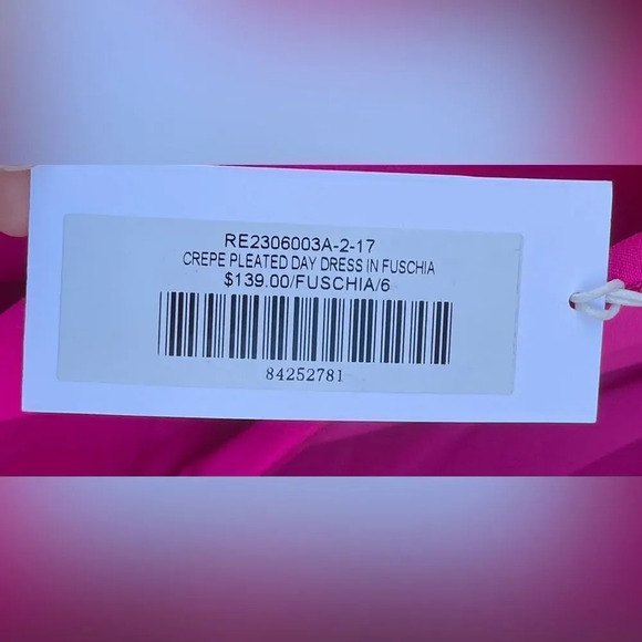 LBV Crepe Pleated Day Dress in fuschia size 6 - Picture 16 of 17